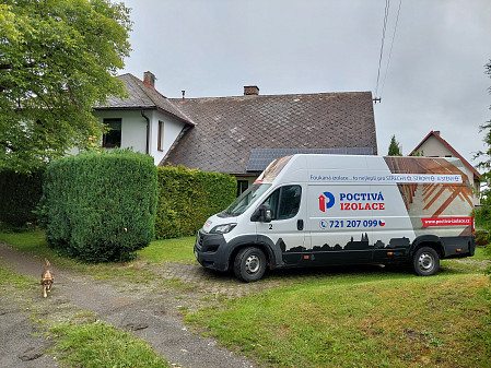 Izolace stropu staršího rodinného domu na Chrudimsku